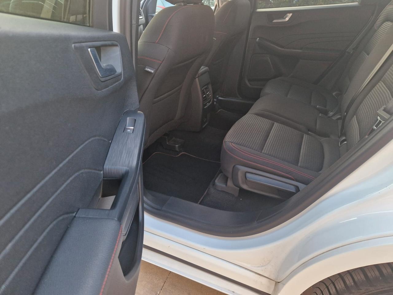 Ford Kuga 1.5 ST-Line Design