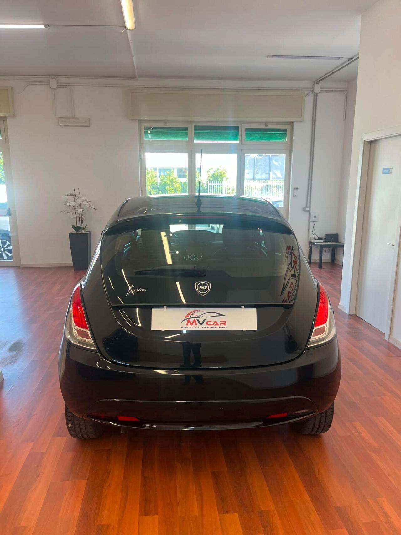 Lancia Ypsilon 1.2 69 CV 5 porte GPL Ecochic Gold