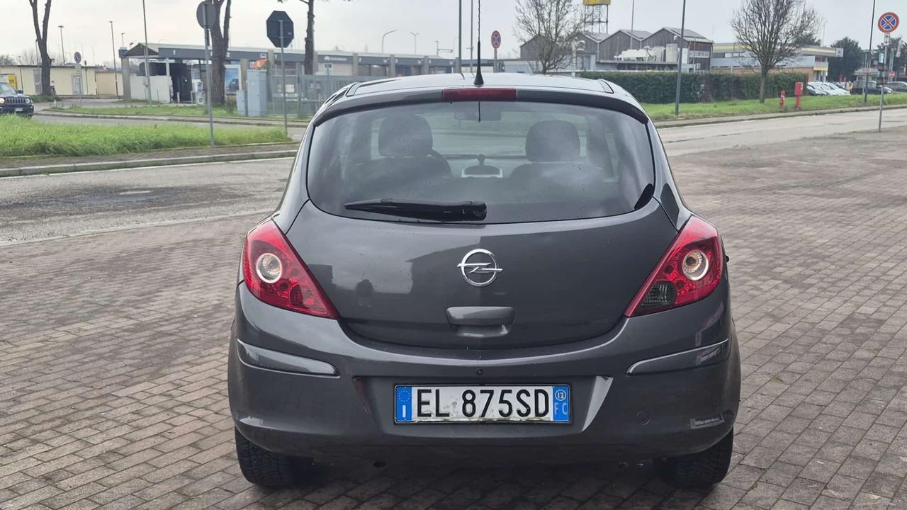 Opel Corsa 1.2 85CV 3 porte GPL-TECH One