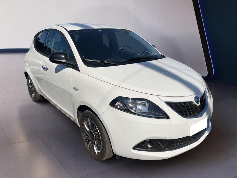 Lancia Ypsilon III 2021 1.0 firefly hybrid Gold s&s 70cv