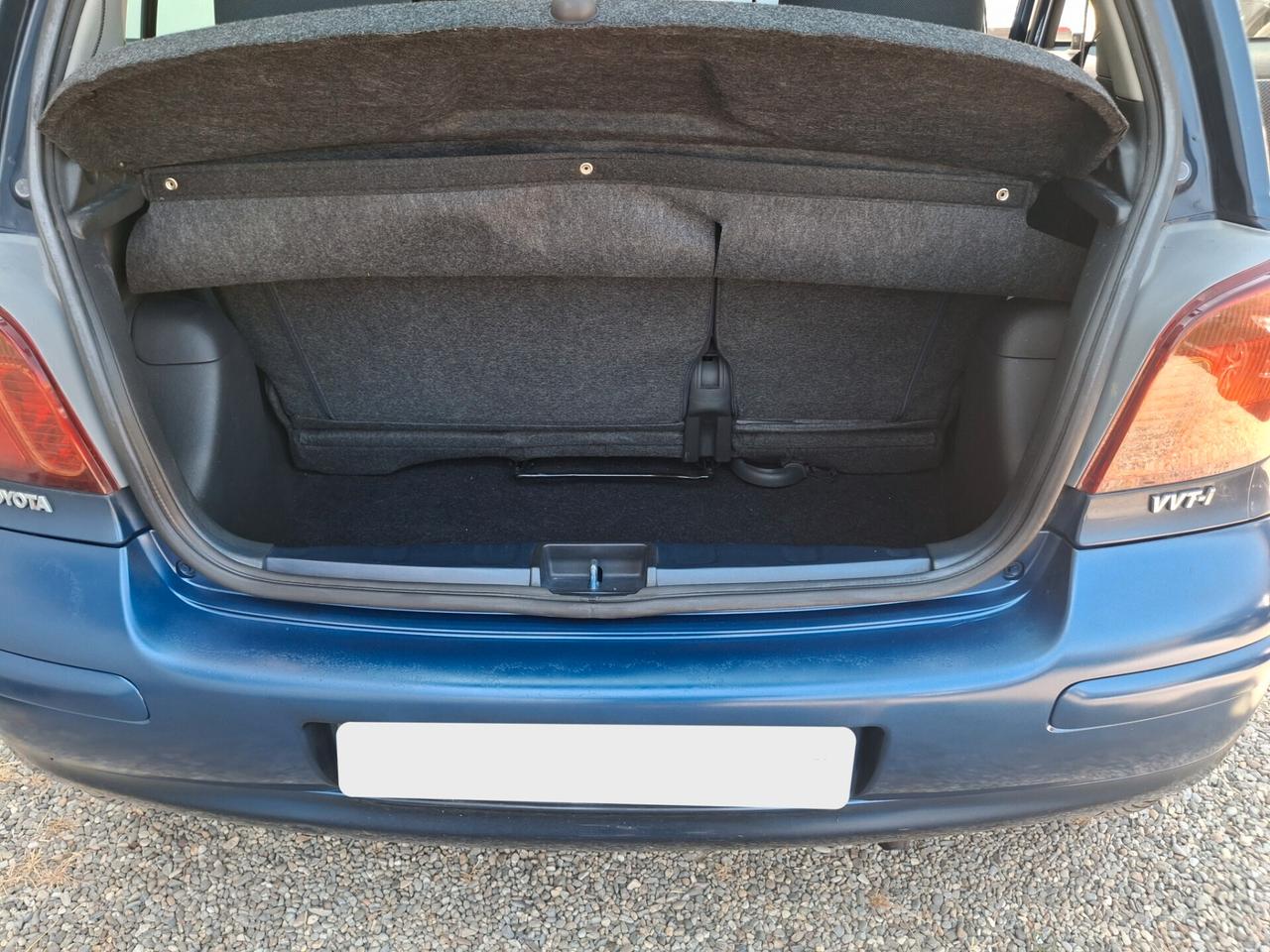 Toyota Yaris 1.0i 16V cat 5 porte