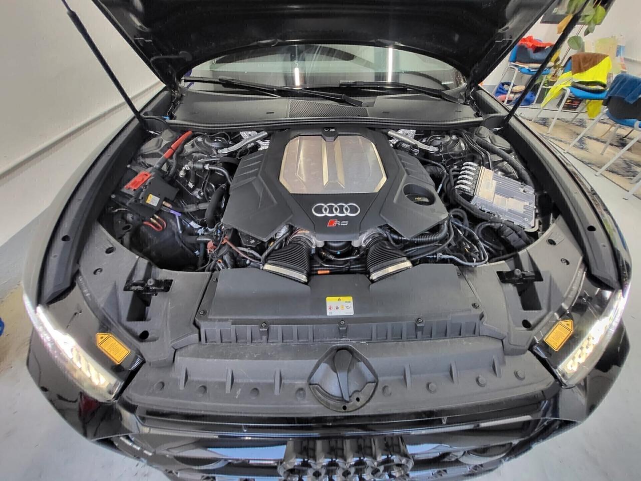 Audi A6 RS 6 Avant 4.0 TFSI V8 quattro tiptronic