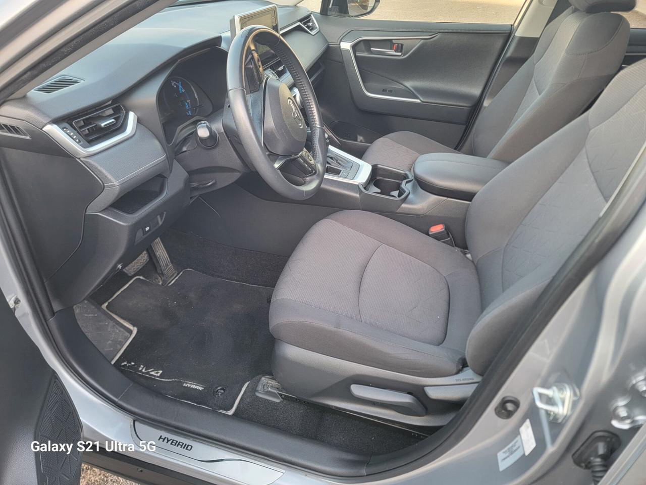 Toyota RAV 4 RAV4 2.5 HV (218CV) E-CVT 2WD Active GARANZIA