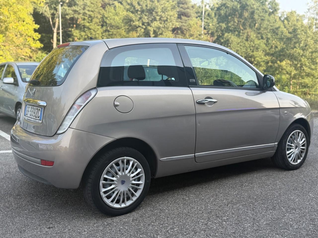 Lancia Ypsilon 1.2 69 CV Diva*Neopatentati*