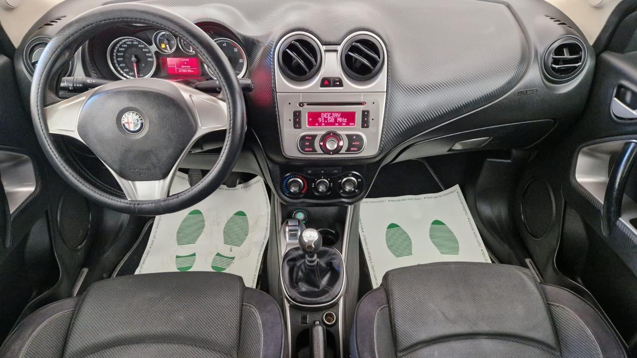 Alfa Romeo MiTo 1.6 JTDm-2 S&S Distinctive Sport Pack