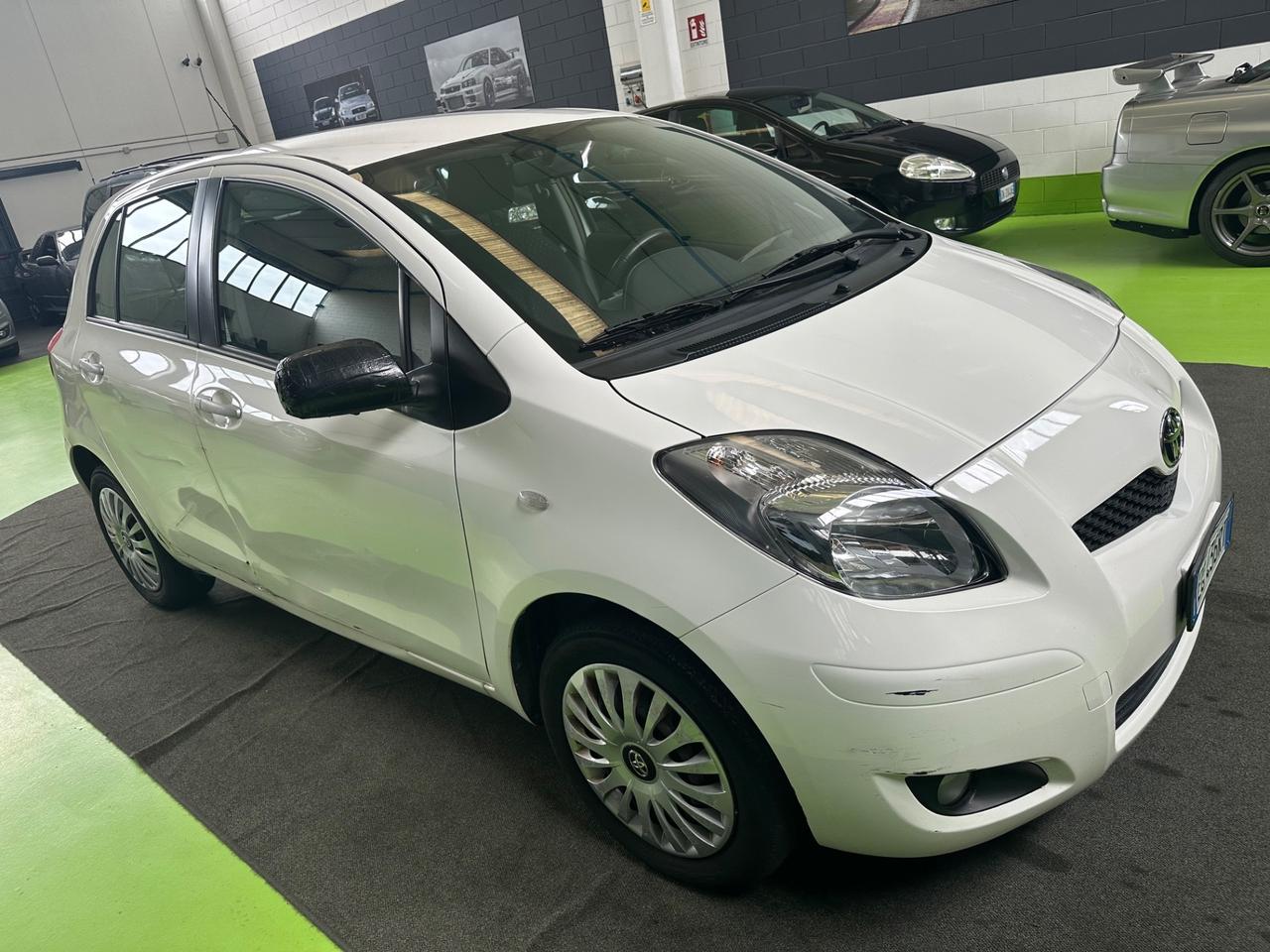 Toyota Yaris 1.0 5 porte Sol -SOLO 72.400KM-