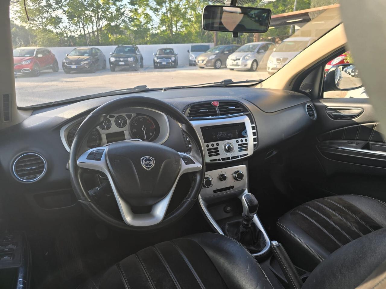 Lancia Delta 1.6 MJT DPF Silver