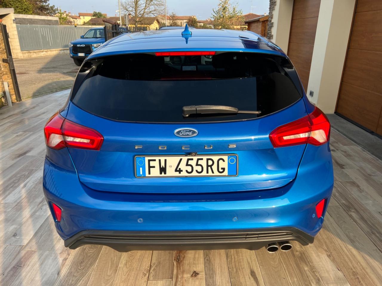 Ford Focus 1.0 EcoBoost 125 CV ST Line CERCHI18 FARI MATRIX