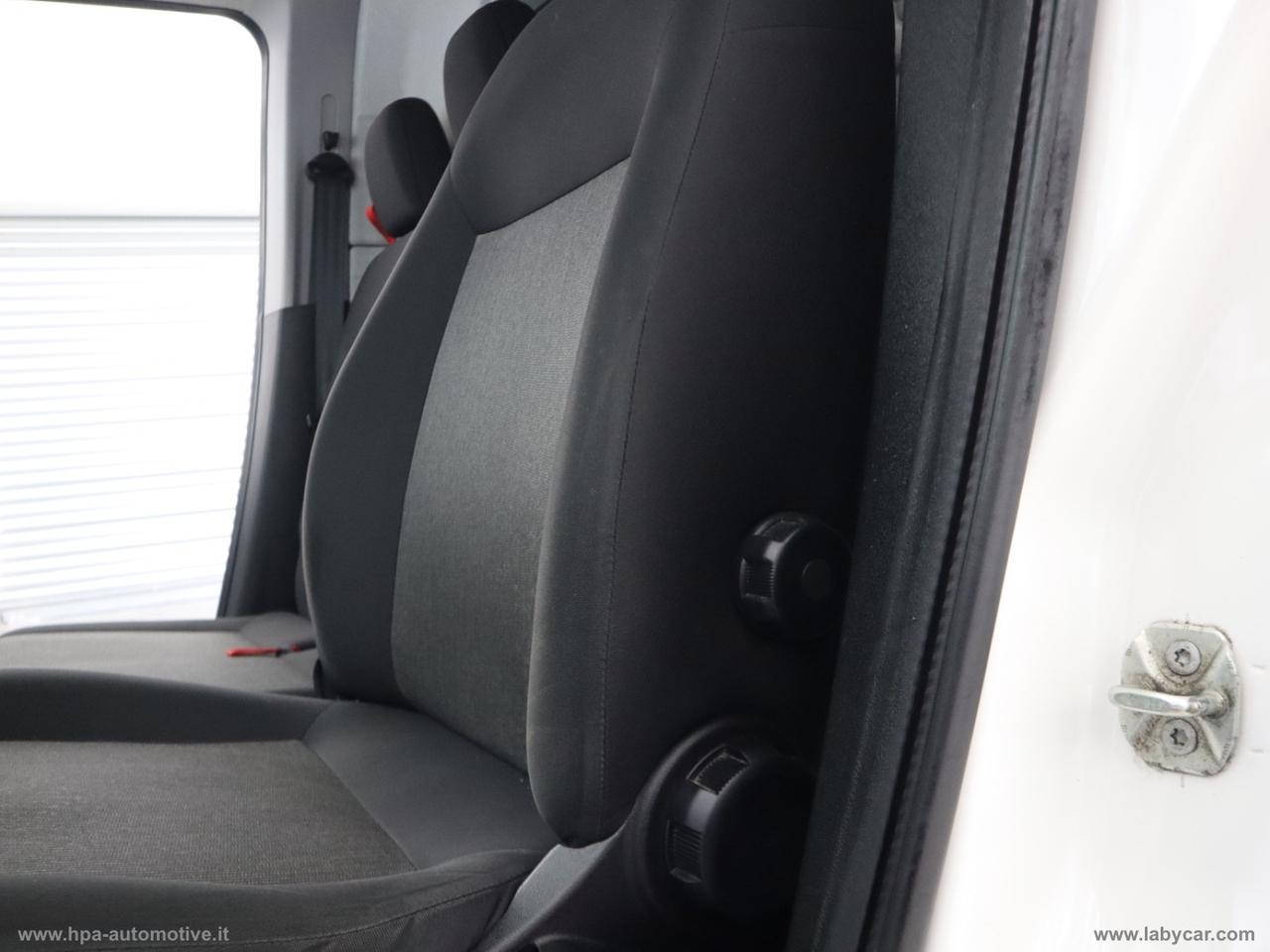 FIAT Doblò 1.6 MJT 120CV MAXI 3 POSTI NAVI RETROCAMERA CLIMA AUTOMATICO