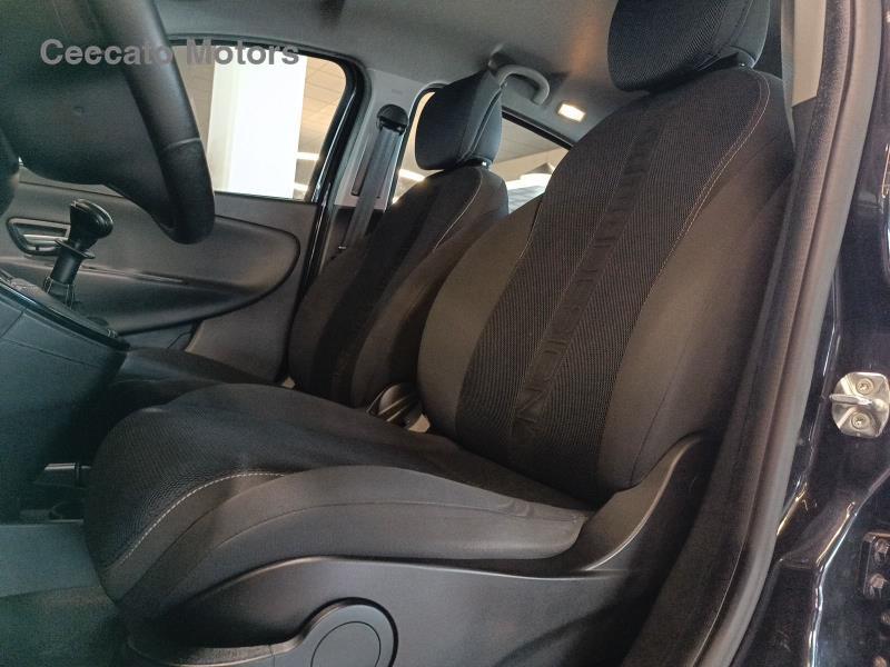 Lancia Ypsilon 5 Porte 1.2 Ecochic S MomoDesign