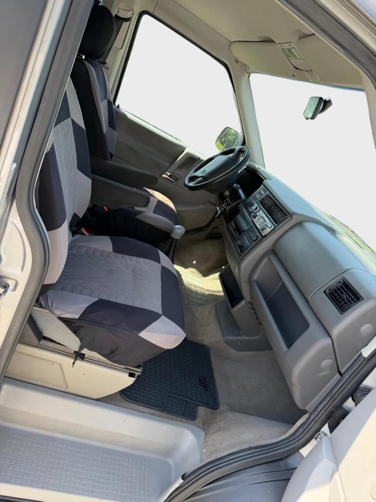 Volkswagen Transporter t4 1998 2.5 tdi 240.000km