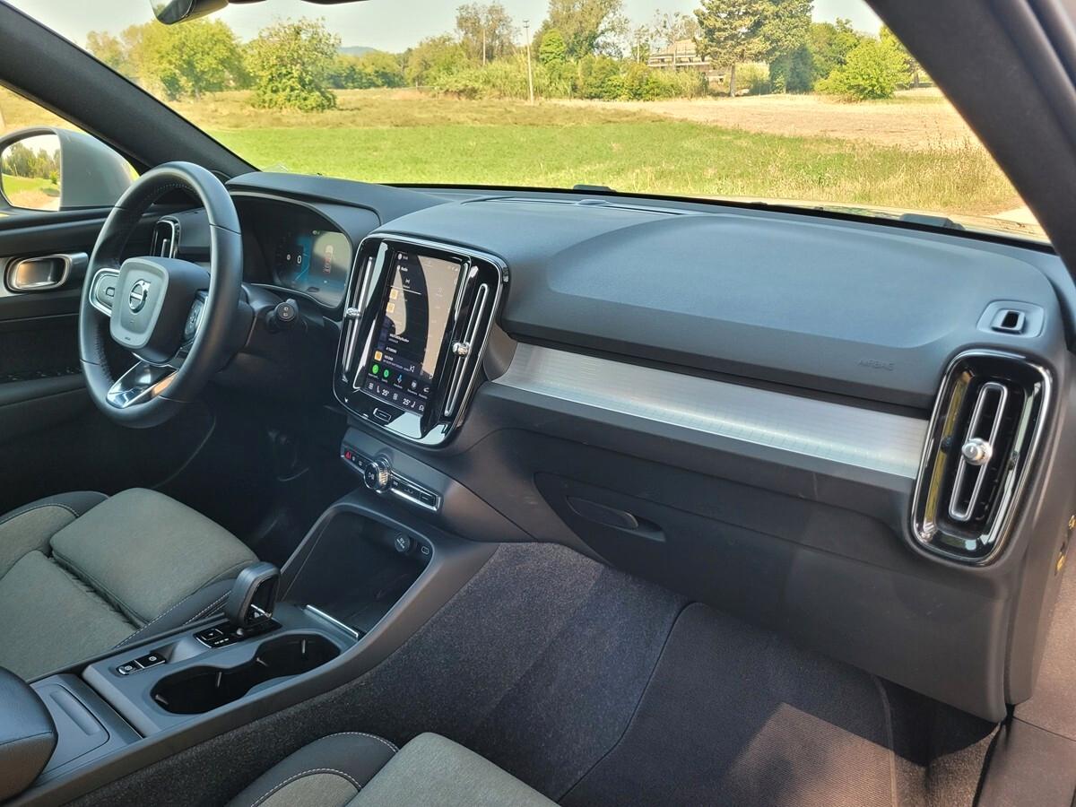 Volvo XC40 B3 automatico Core