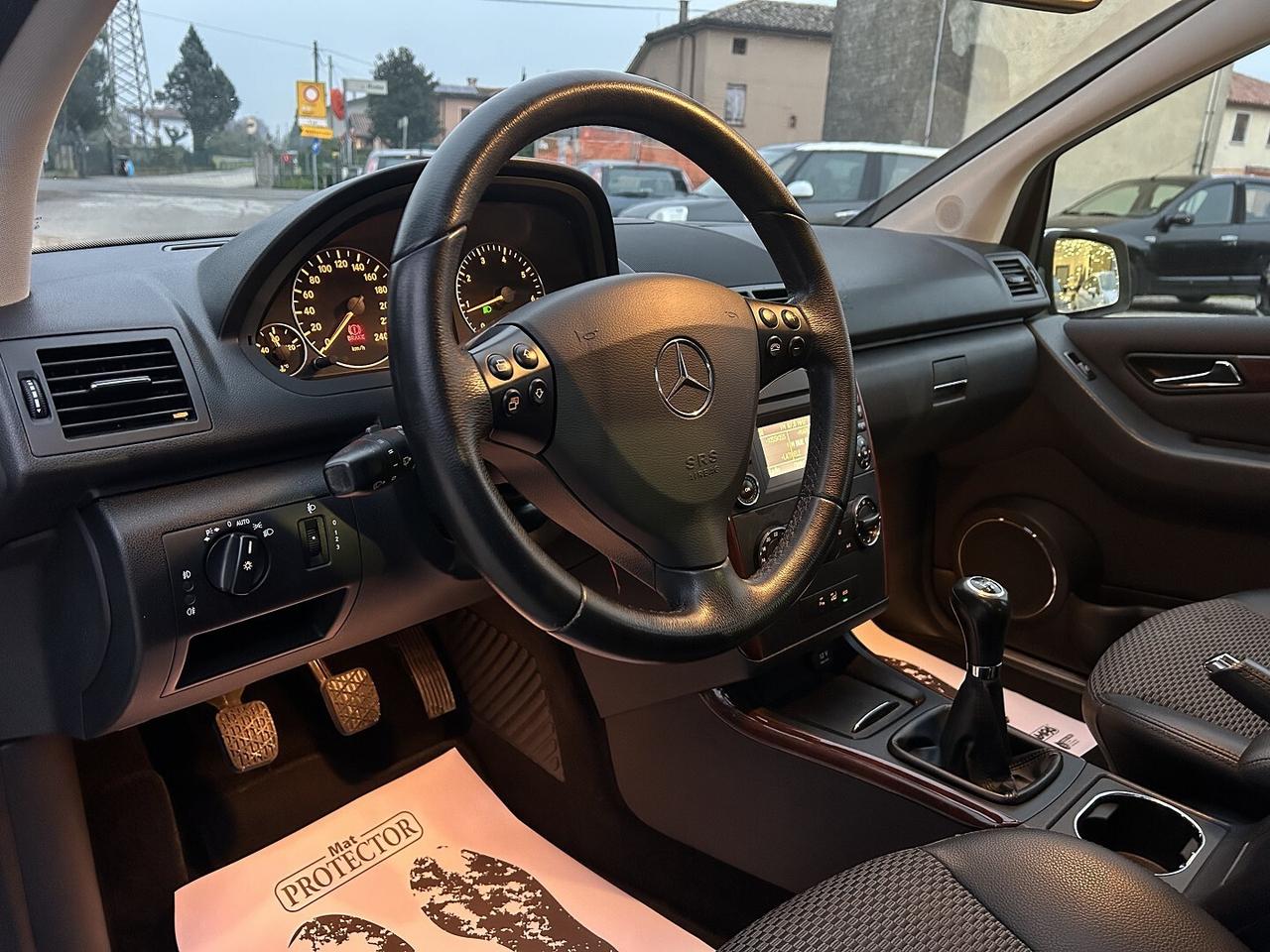 MERCEDES CLASSE A 160 95CV UNICO PROPRIETARIO