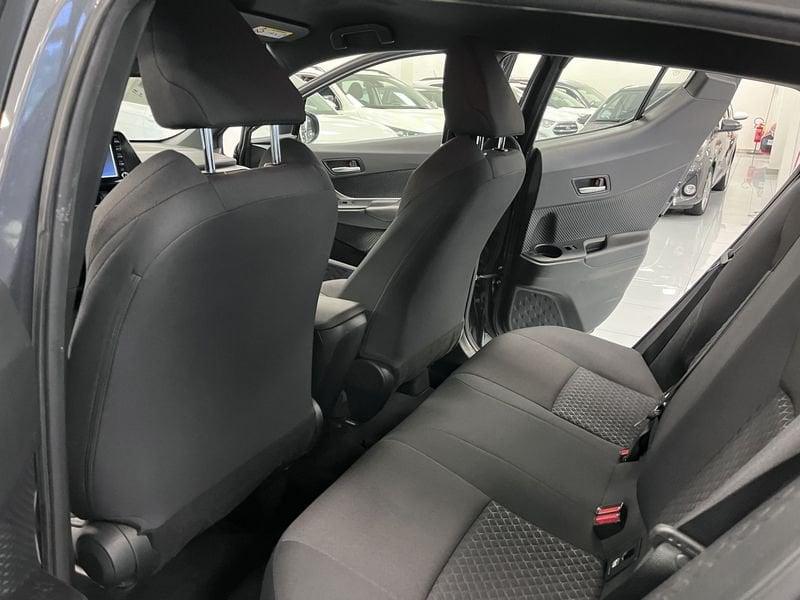 Toyota C-HR C-HR 1.8 Hybrid E-CVT Active