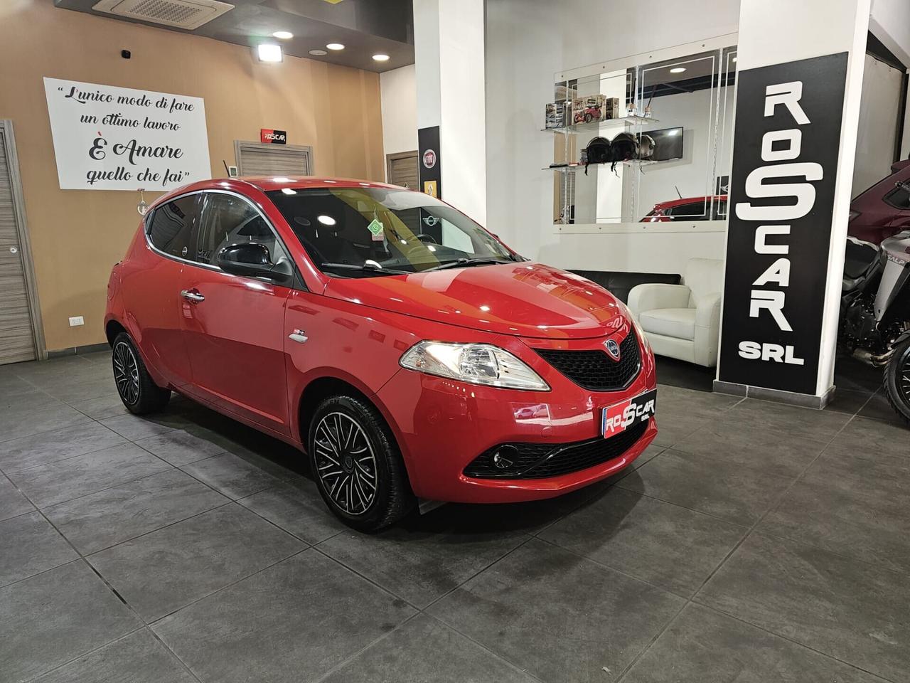 Lancia Ypsilon 1.2 69cv Ecochic GPL Gold