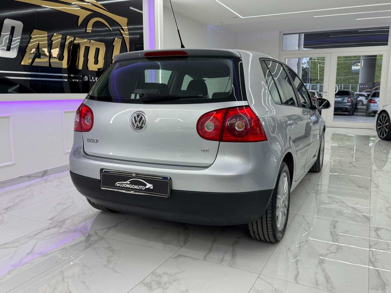 Volkswagen Golf 1.6 Comfortline