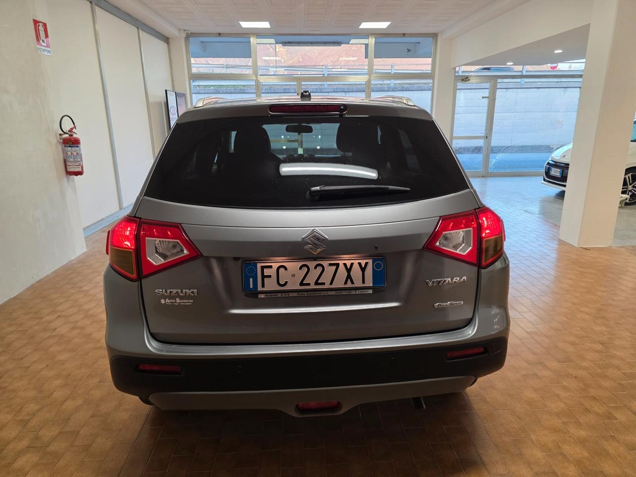 Suzuki Vitara 1.6D 4x4 full automatic