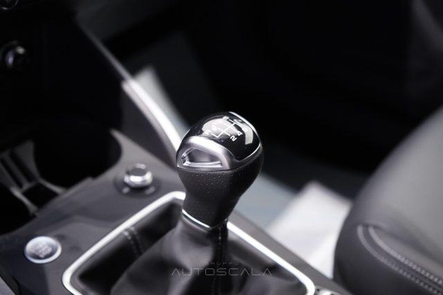 AUDI Q2 30 TDI 116cv S Line Edition Identity Black