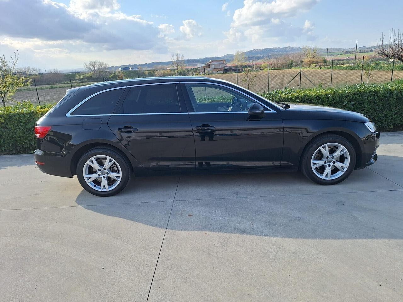 Audi A4 Avant SportPlus Cambio Automatico