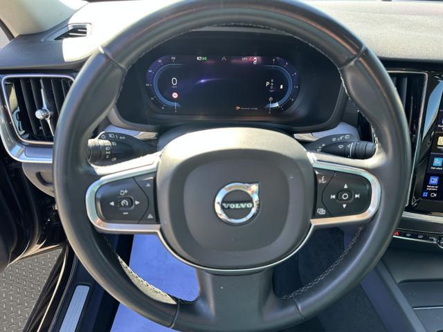 VOLVO V60 B4 (d) automatico Essential
