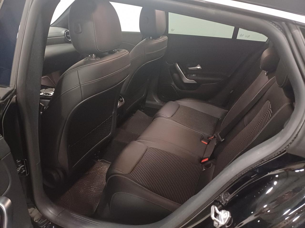 Mercedes-benz CLA 200 d Automatic Shooting Brake Sport