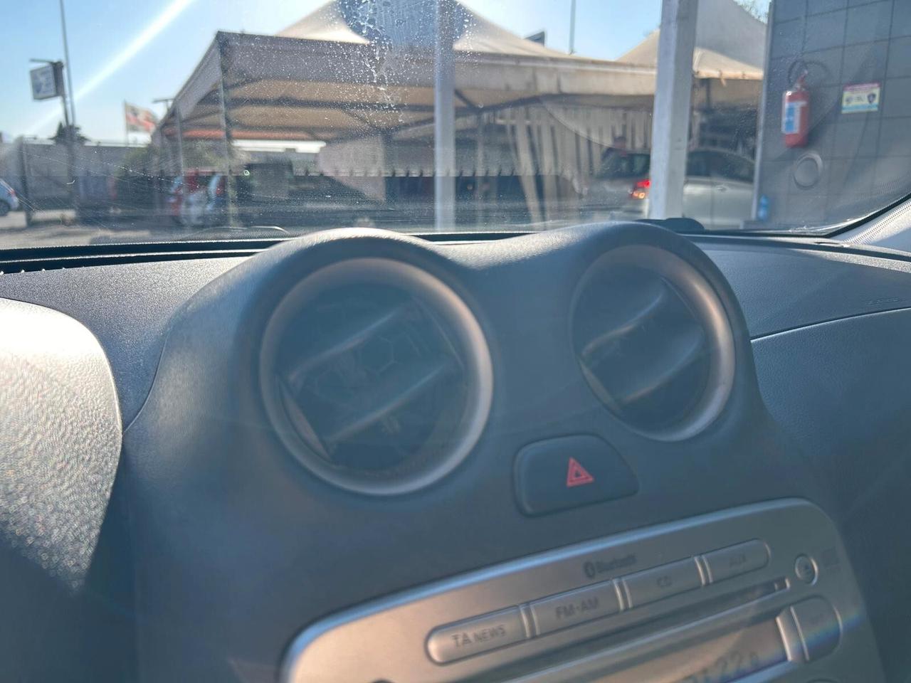 Nissan Micra 1.2 12V 5 porte Visia
