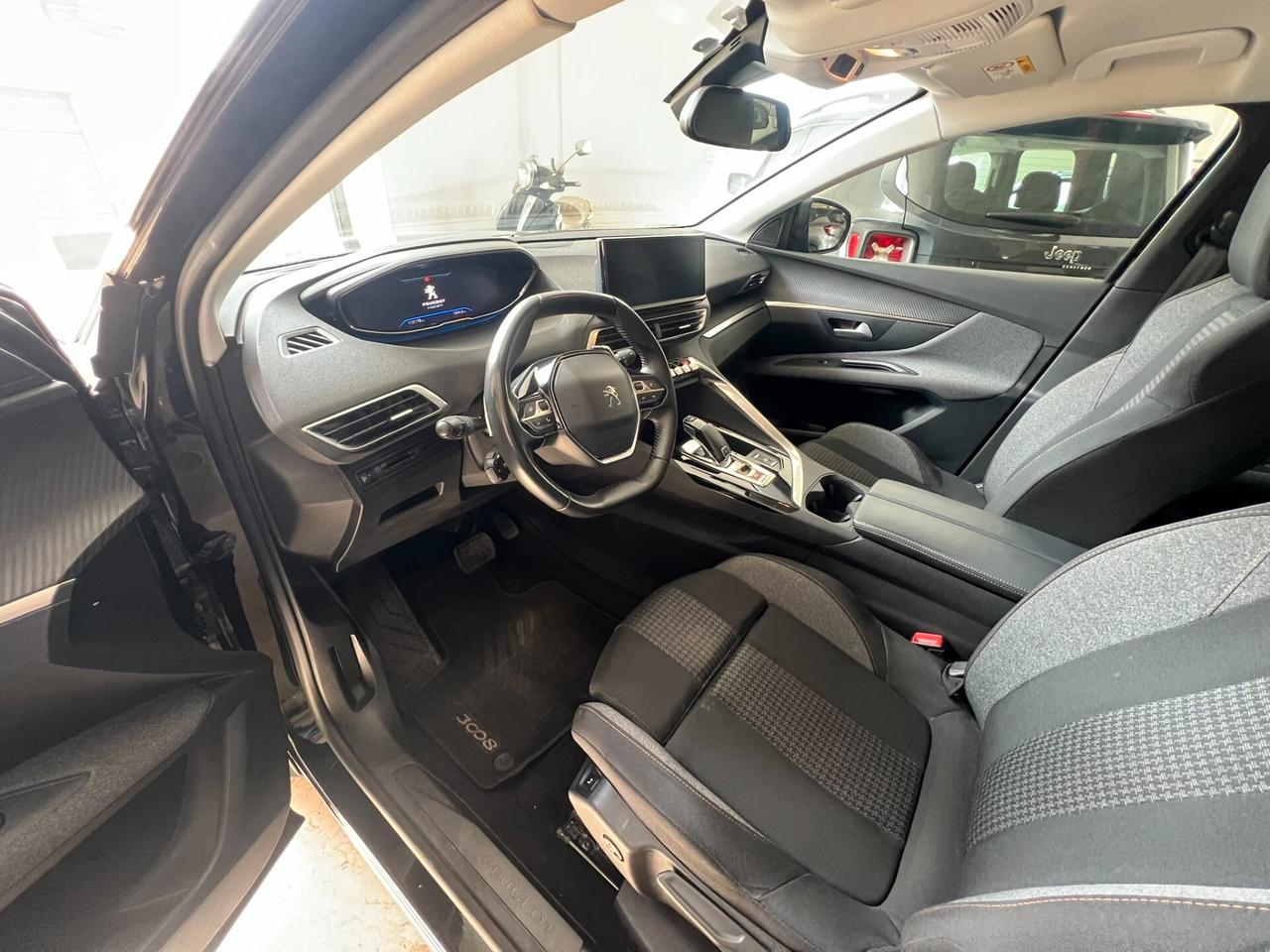 Peugeot 3008 BlueHDi 130 S&S EAT8 Allure Pack