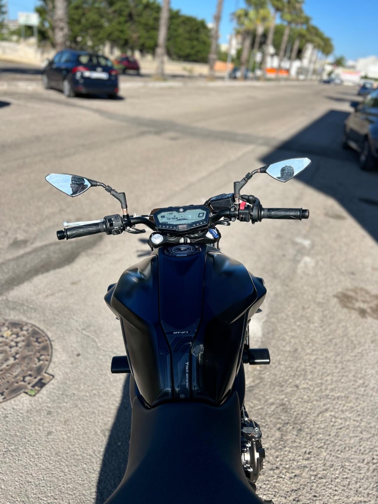 Yamaha MT-07 Strada