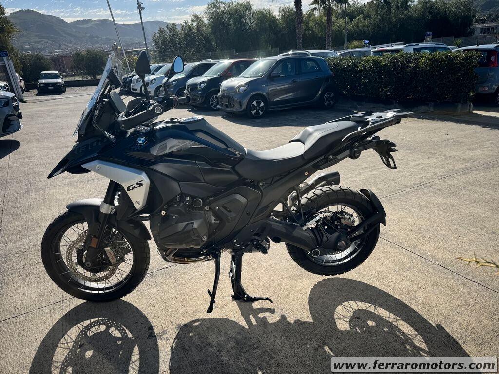 Bmw R 1300 GS tripleblack a 239 euro al mese senza anticipo
