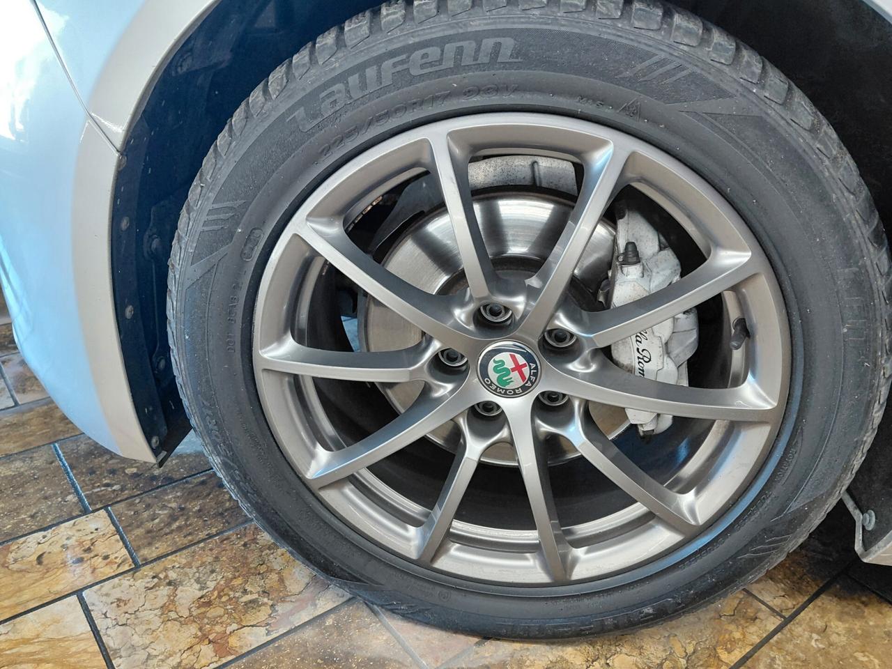 Alfa Romeo Giulia 2.2 Turbodiesel 160 CV AT8 Executive