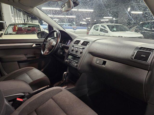 VOLKSWAGEN Touran 1.6 TDI DSG Comfortline 7POSTI