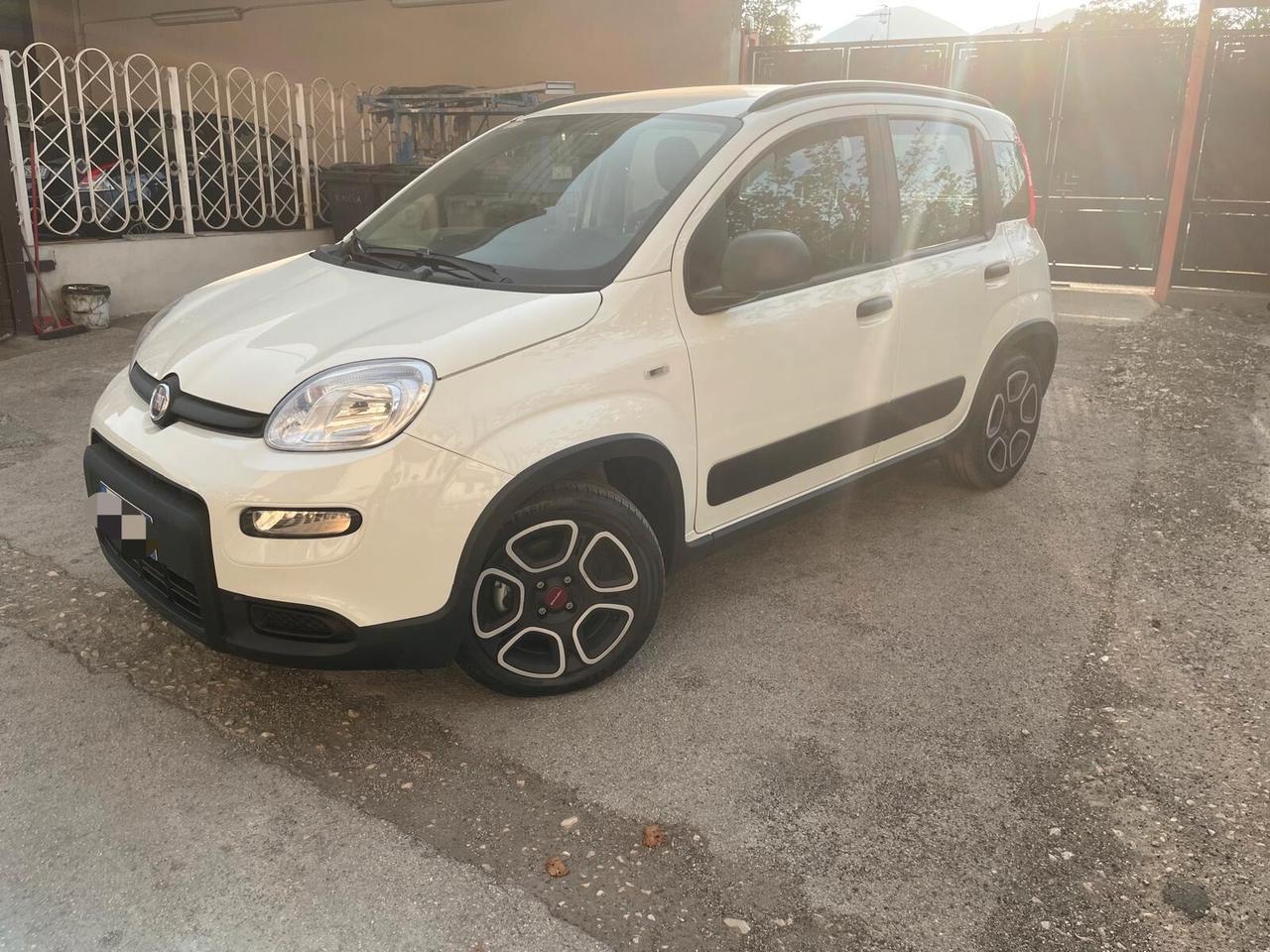 Fiat Panda 1.0 FireFly S&S Hybrid City Cross