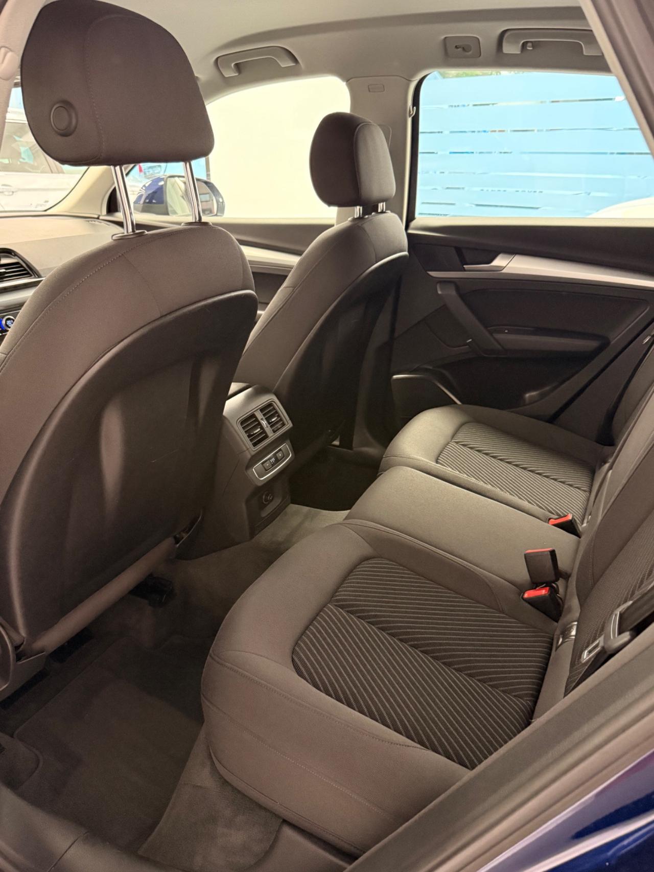 Audi Q5 2.0 tdi S-tronic 163cv Iva esposta