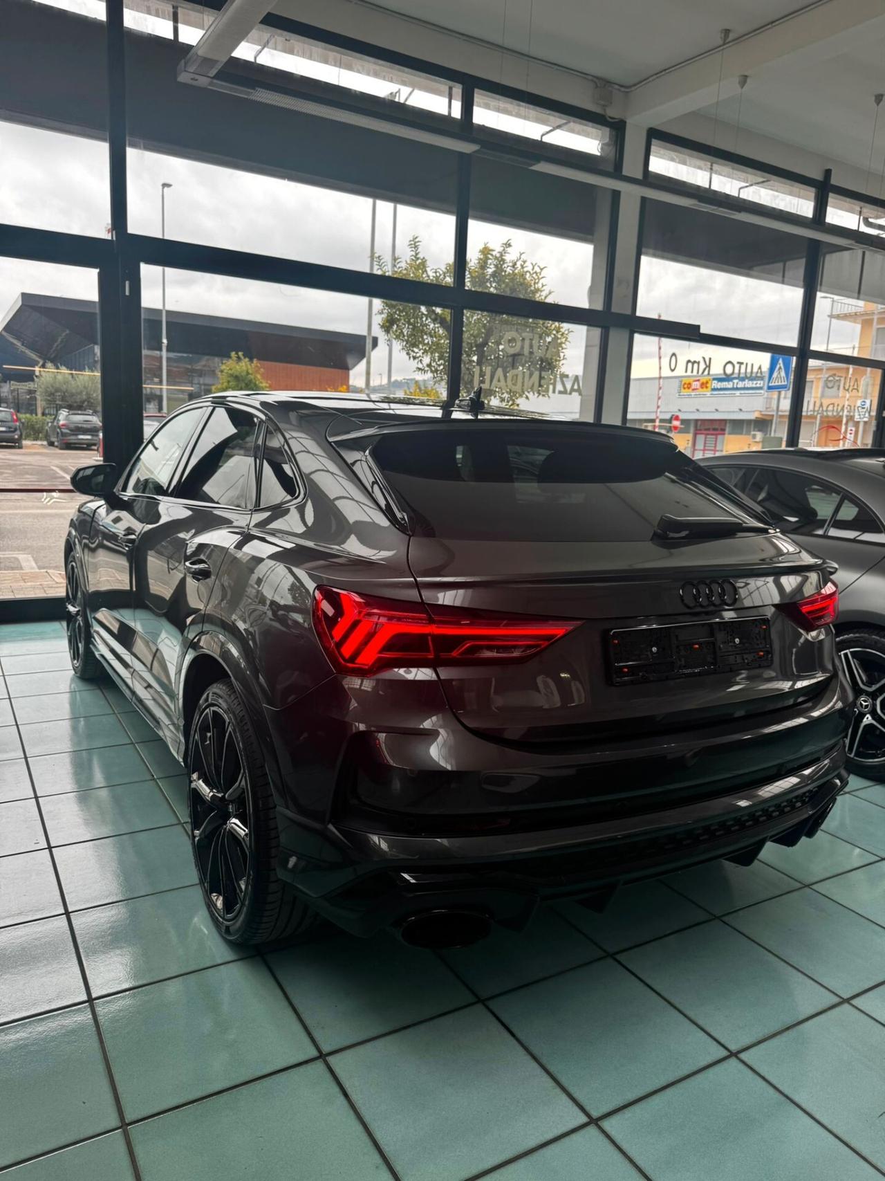 Audi Q3 RS SPB quattro S tronic Sline