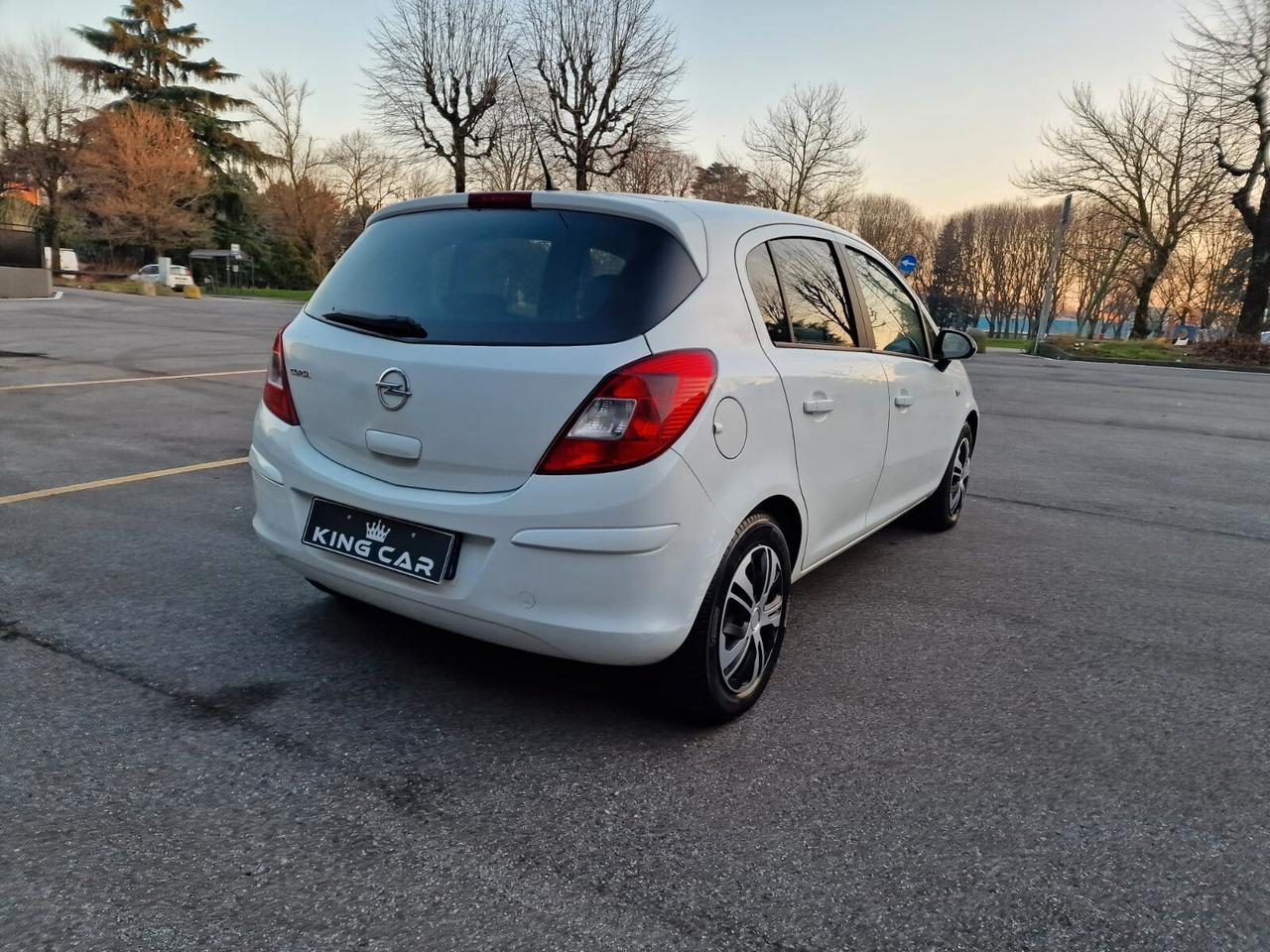 Opel Corsa 1.2 5 porte Enjoy
