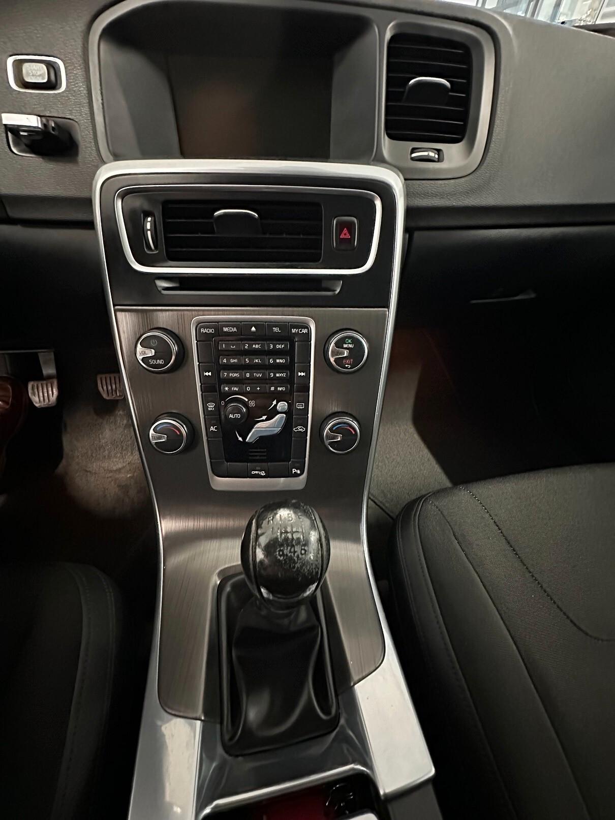 Volvo V60 DRIVe Momentum