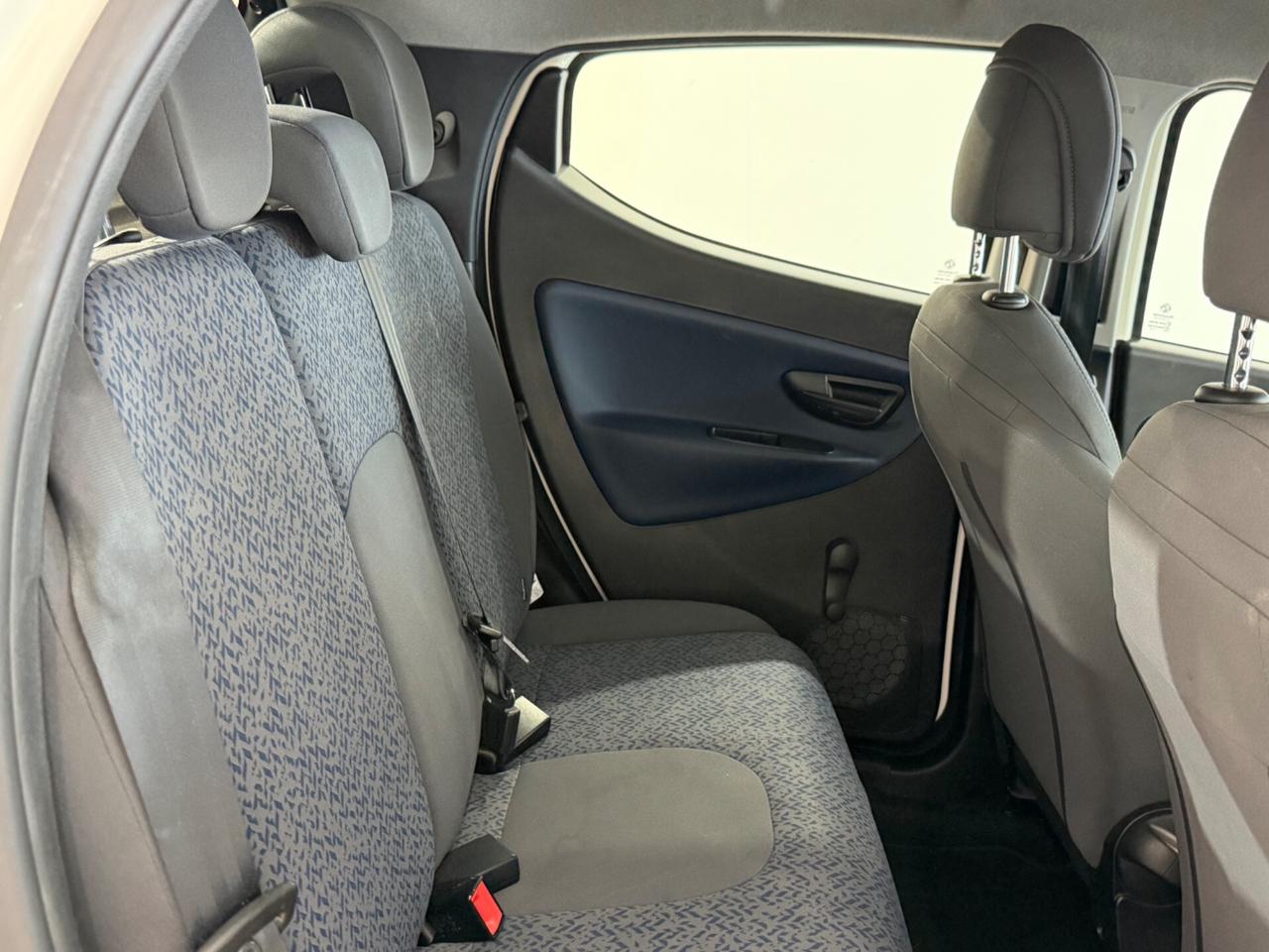 Lancia Ypsilon 1.0 Benzina /hybr 70cv My24