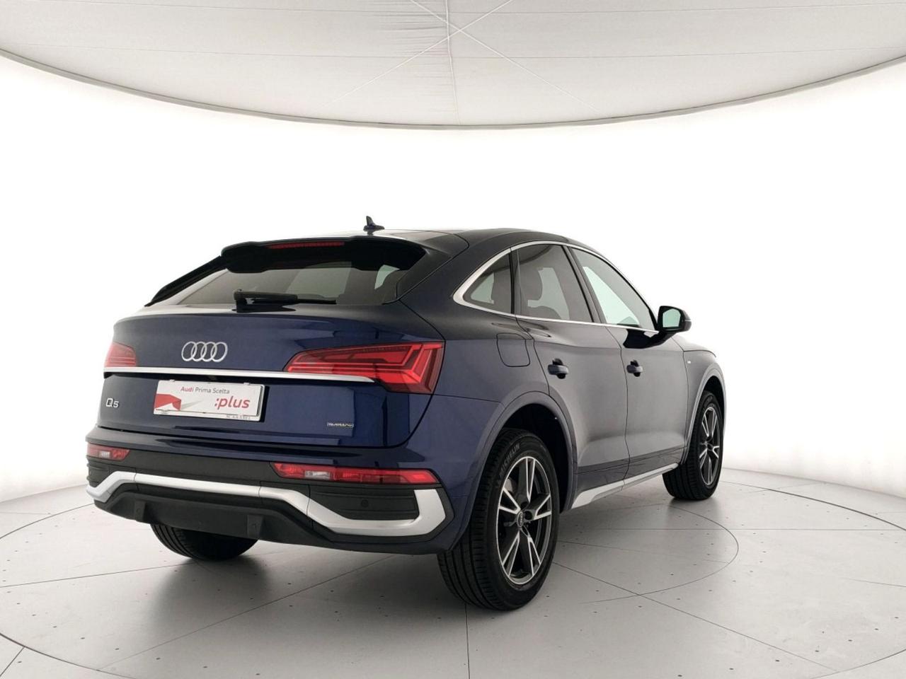 Audi Q5 sportback 40 2.0 tdi mhev 12v s line quattro s-tronic