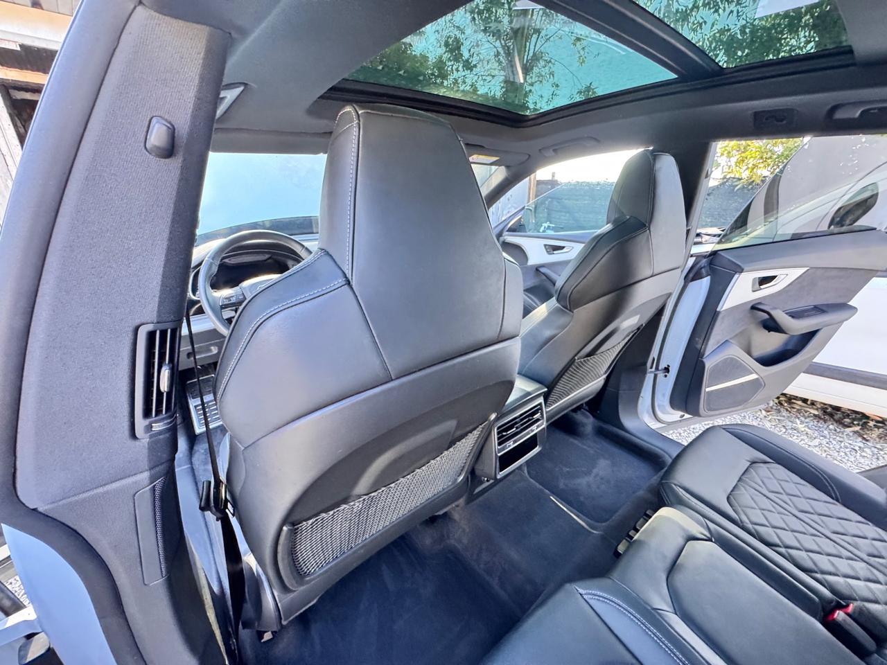 Audi Q8 50 TDI 286 CV quattro tiptronic Sport