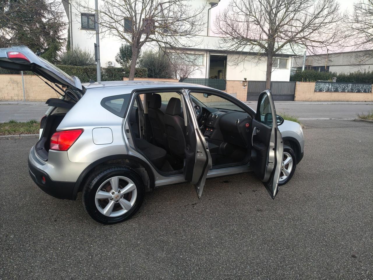 Nissan Qashqai 1.6 SOLAMENTE 112.000 KM