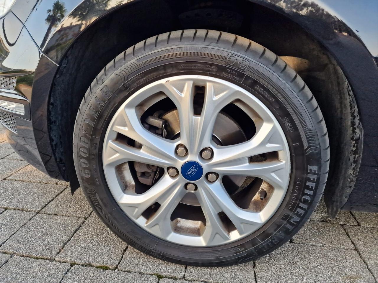 Ford S-Max 2.0 TDCi 163CV New Titanium