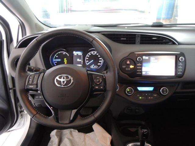 TOYOTA Yaris 1.5 Hybrid 5 porte Active