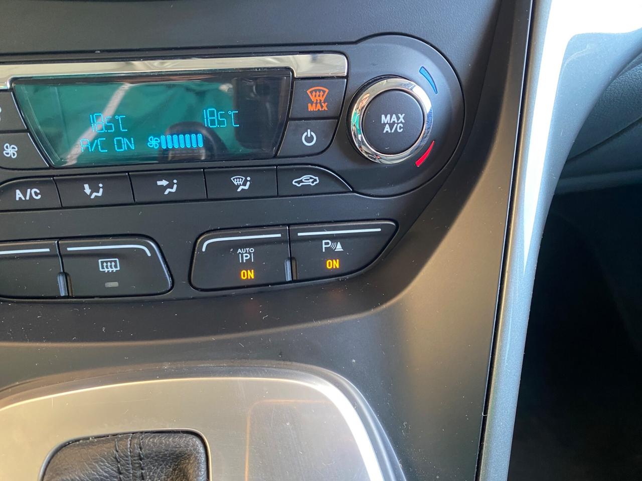 Ford C-Max 2.0 TDCi 115CV Powershift Titanium cambio automatico