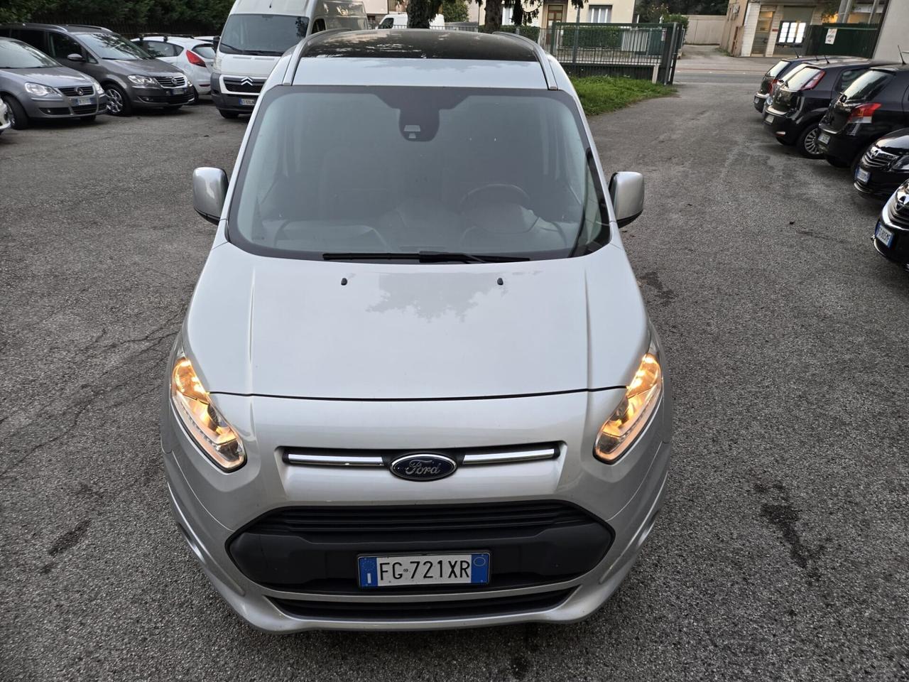 Ford Tourneo Connect Tourneo Connect 1.5 TDCi 120