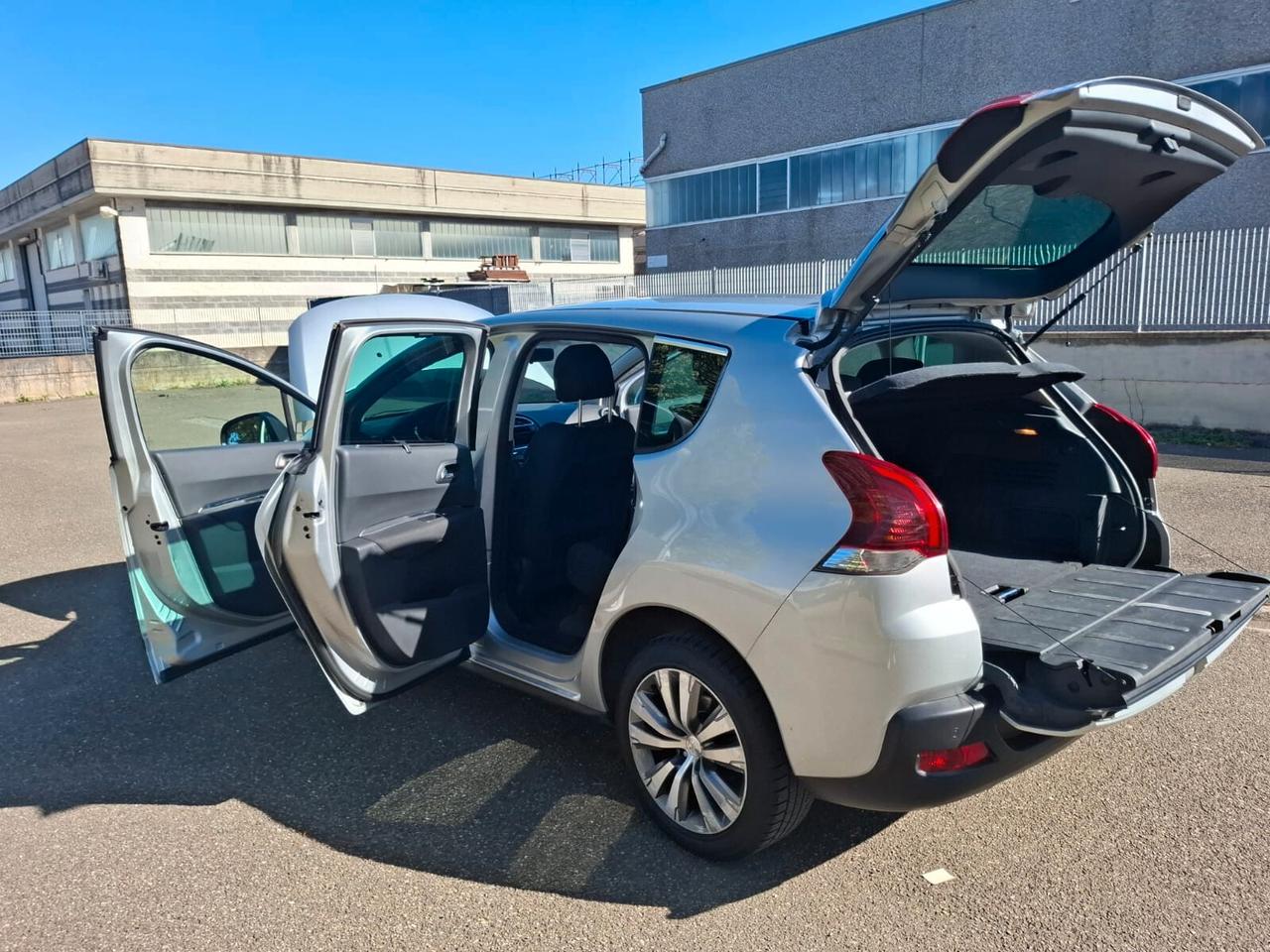 Peugeot 3008 1.6 HDi del 2014 SOLO 114.000 KM