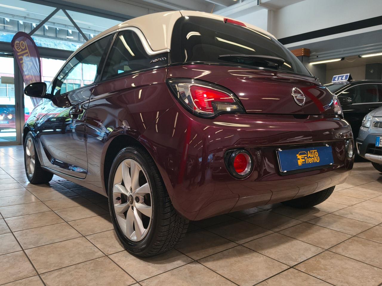 Opel Adam 1.2 70 CV Start&Stop Slam 79.000 km