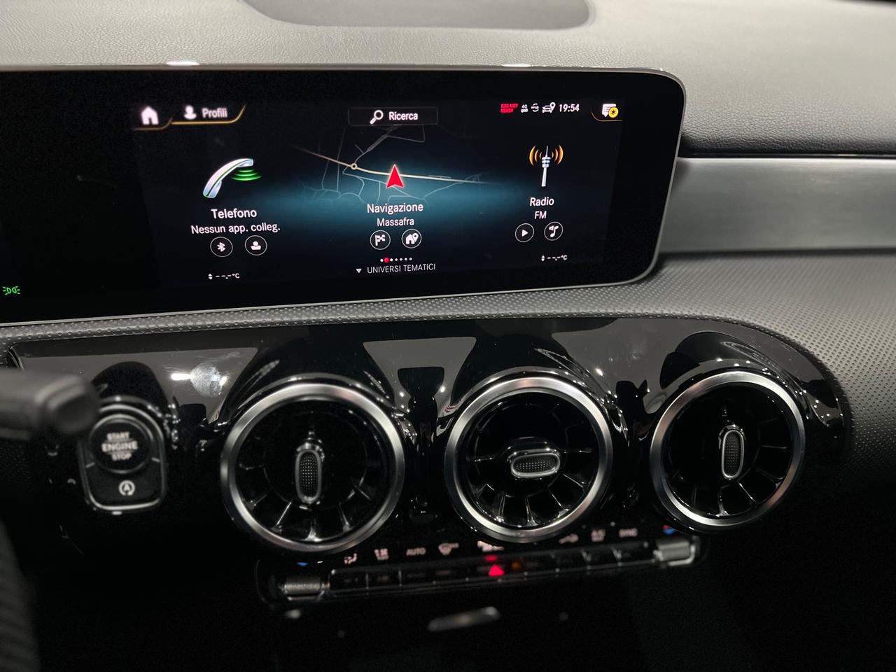 Mercedes Benz A180d Premium AMG aut. 116 cv