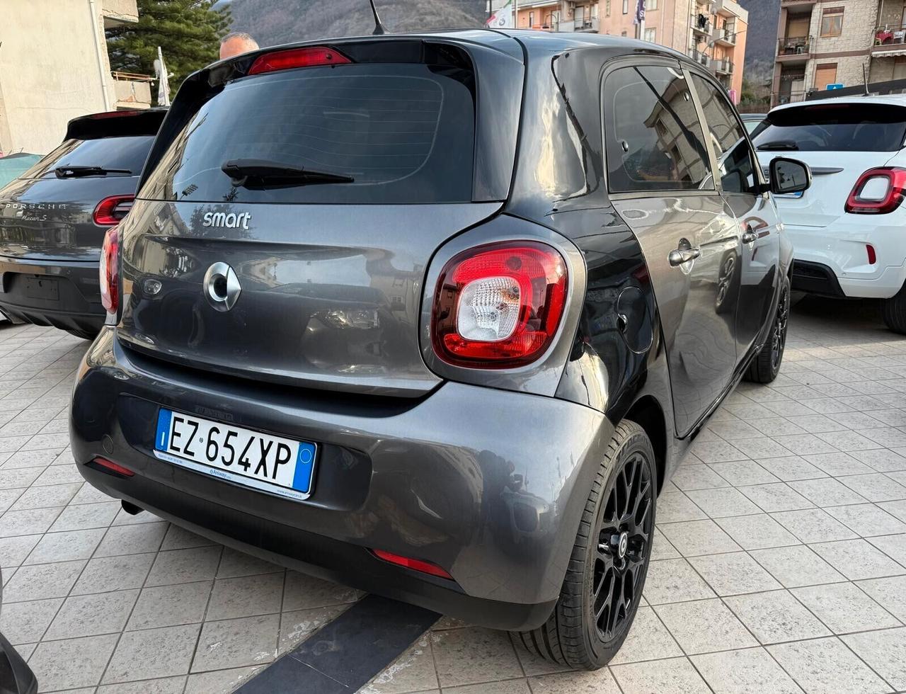 Smart ForFour 1.0 Benzina 2016 – Garanzia Shock