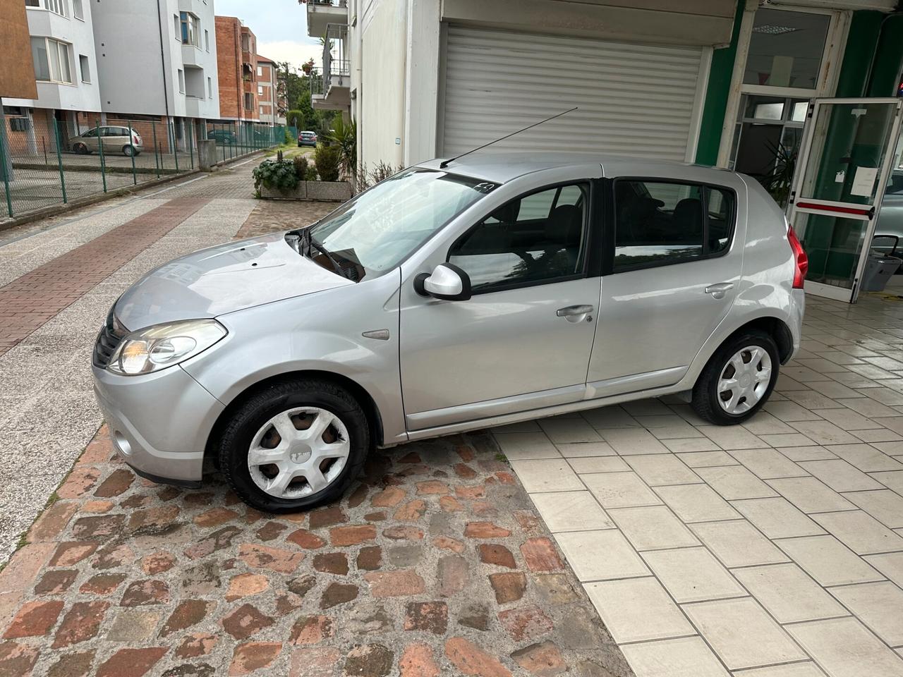 Dacia Sandero 1.4 GPL NEOPATENTATI (12 RATE)