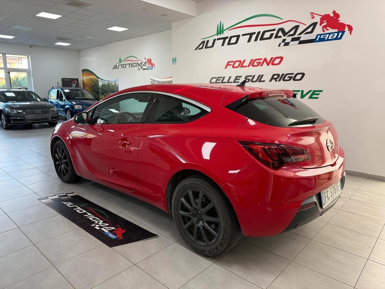 Opel Astra GTC 1.7 CDTI 130CV S&S 3 porte Cosmo